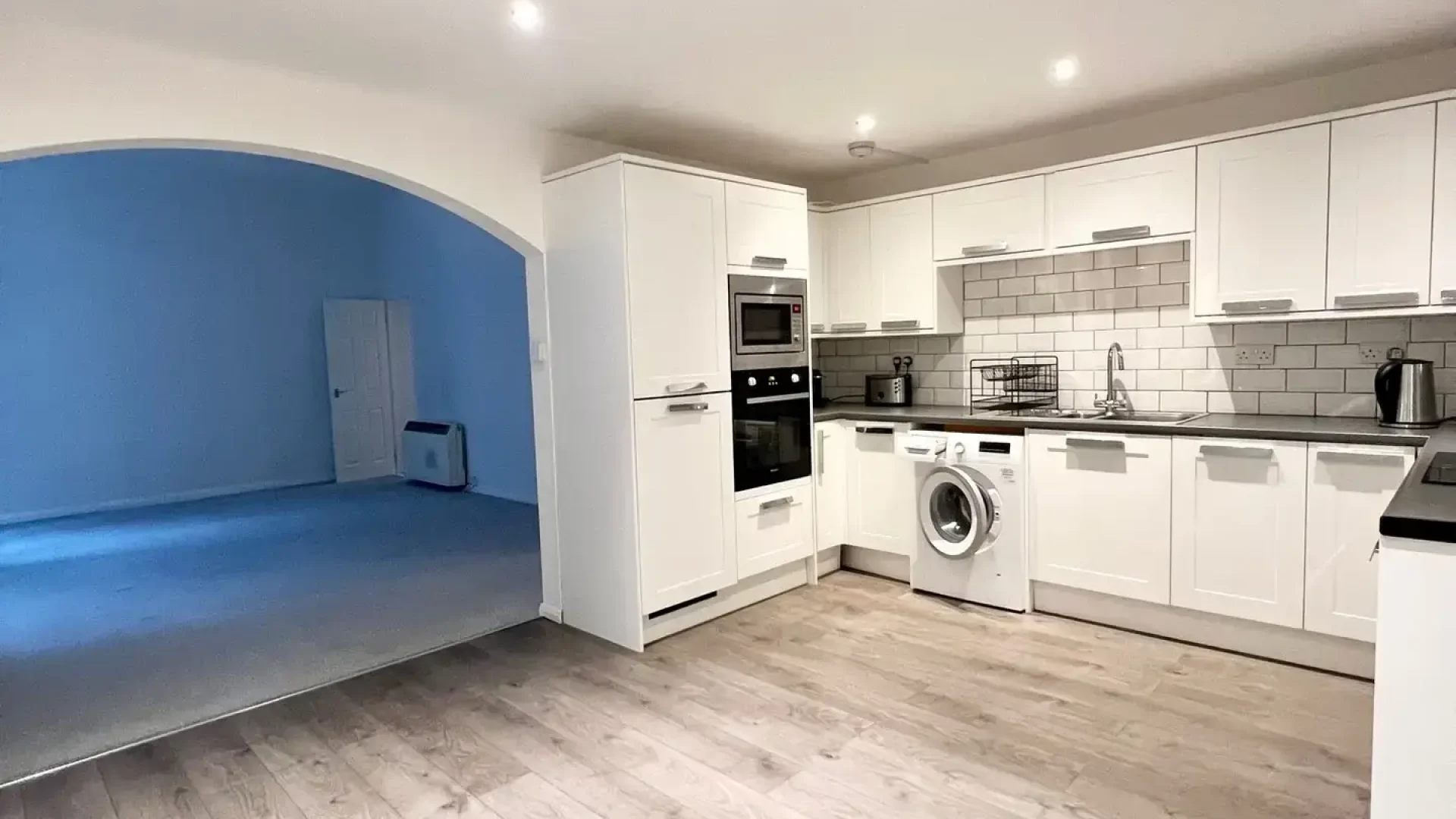 canada-kitchen2.webp