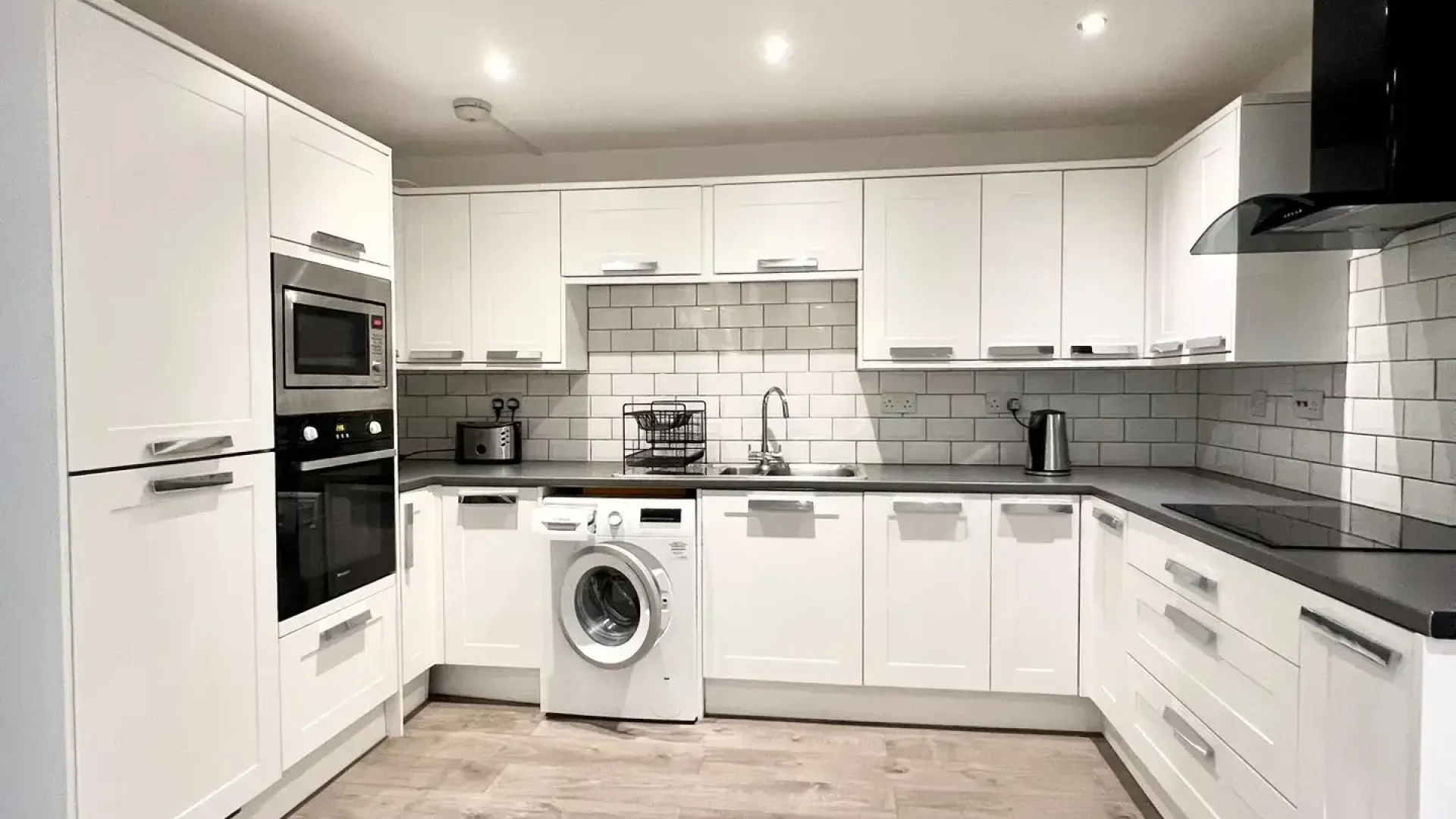canada-kitchen3.webp