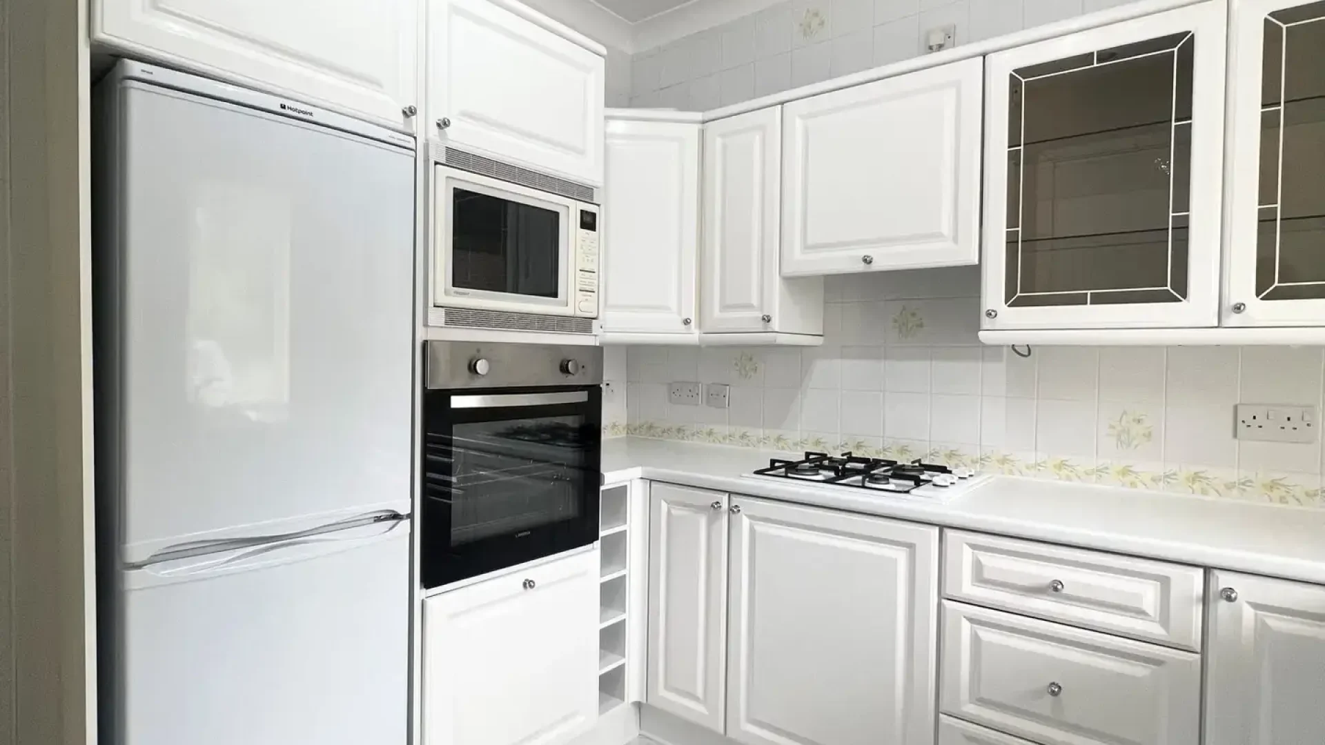 weir-kitchen2-scaled.webp